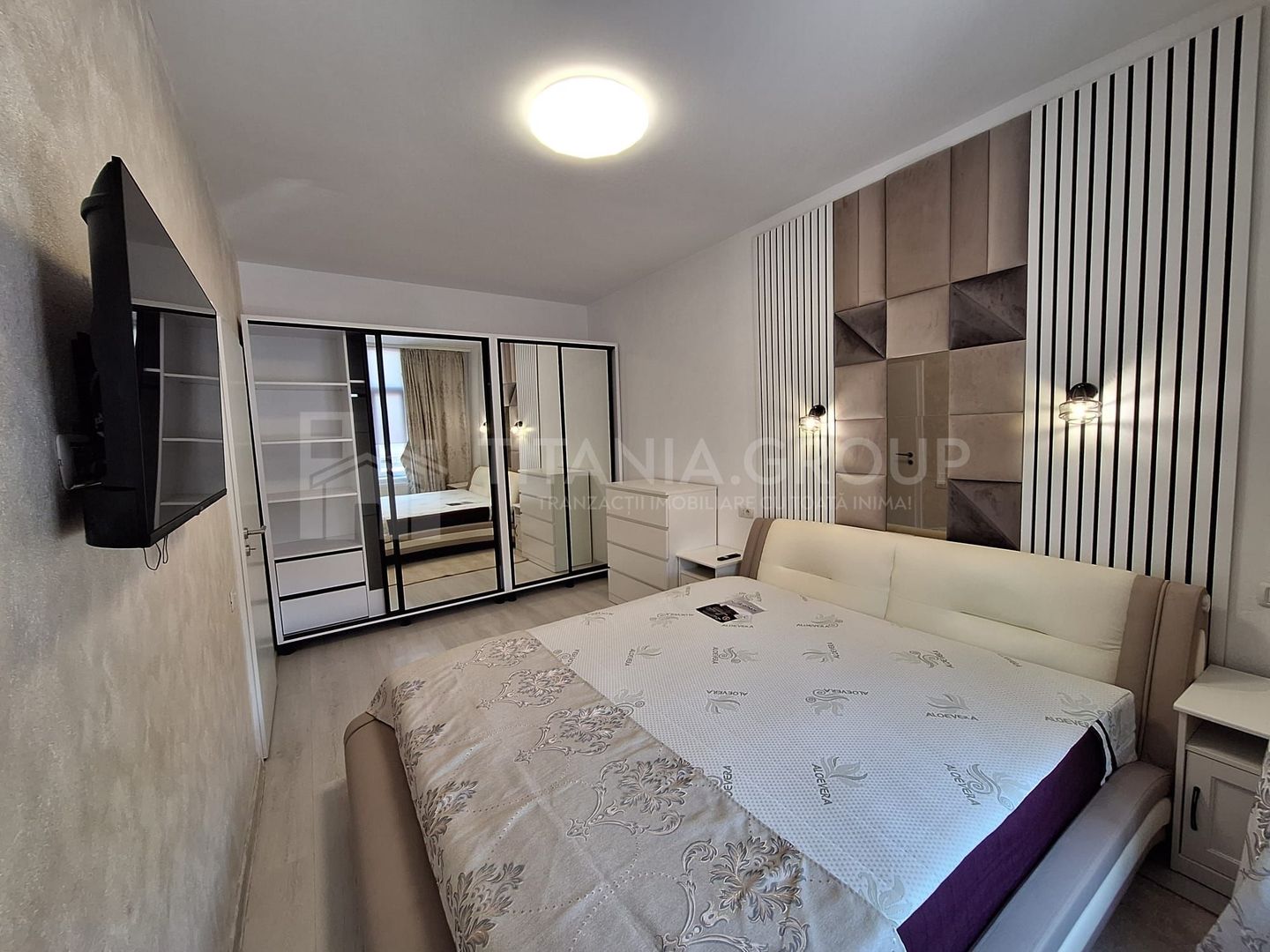 Apartament cu 3 camere, curte si loc de parcare Str. Lunga - Poză 5