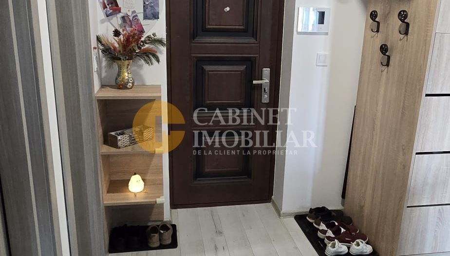BLOC NOU INTABULAT - 3 CAMERE DECOMANDAT - ETAJ INTERMEDIAR - MOBILAT SI UTILAT - Poză 7