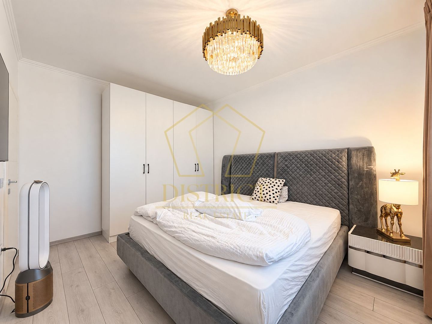Apartament cu 2 camere mobilat de Lux | Etaj intermediar | in Giroc la asfalt. - Poză 7