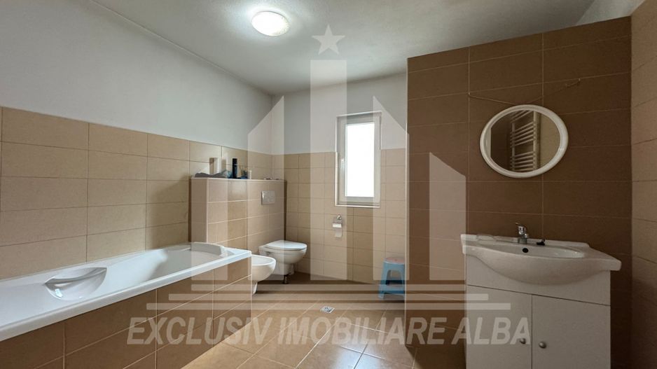 Casa individuala | Spatiu comercial | 306 mp | 415 mp teren | Maieri - Poză 7