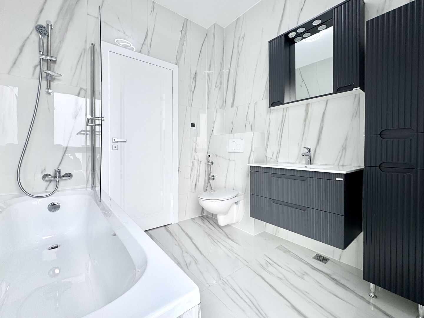 Apartament modern, 2 camere – Zona Lipovei - Poză 18