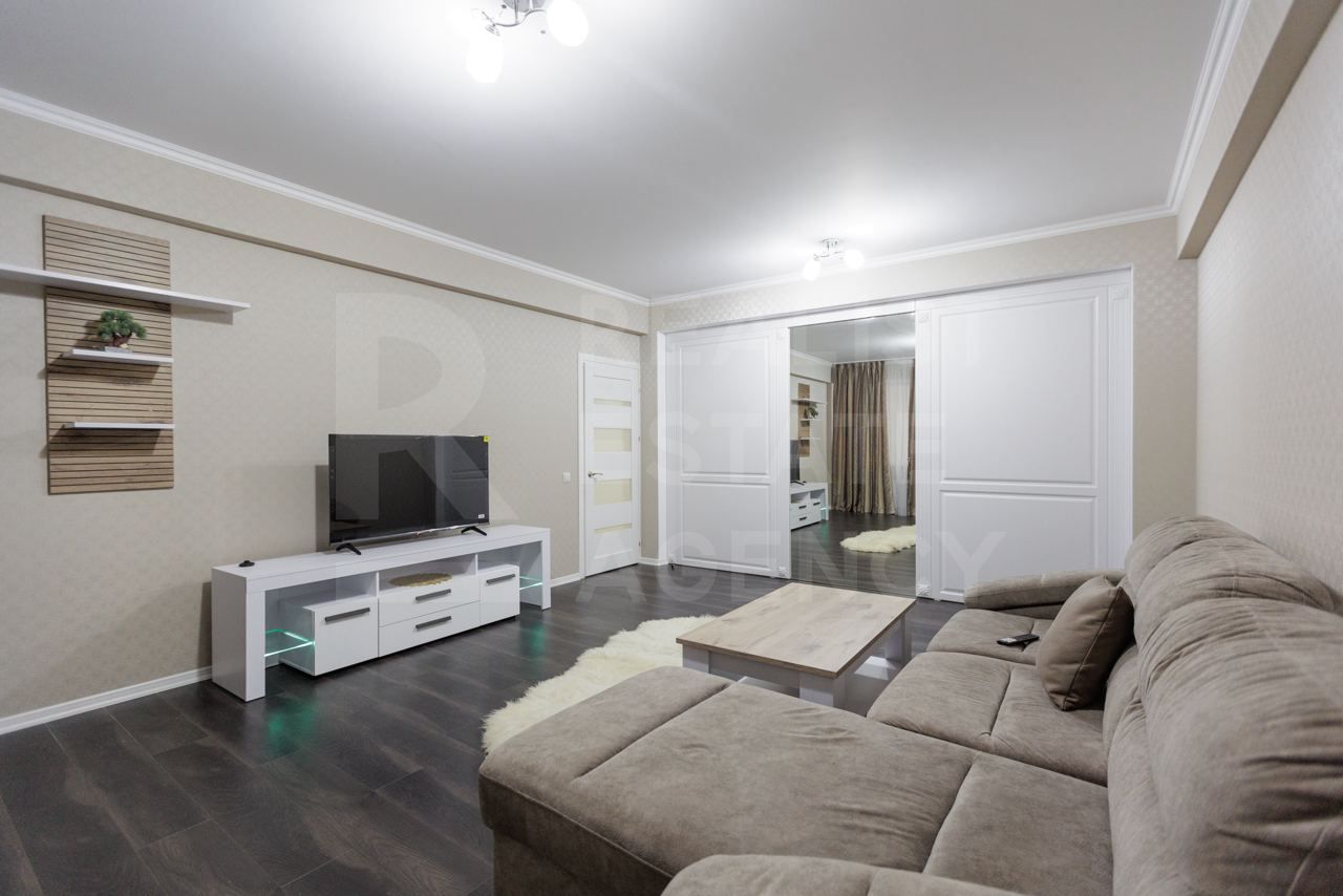 Chirie, apartament, 2 camere, strada  Vîrnav Constantin, Centru - Poză 3