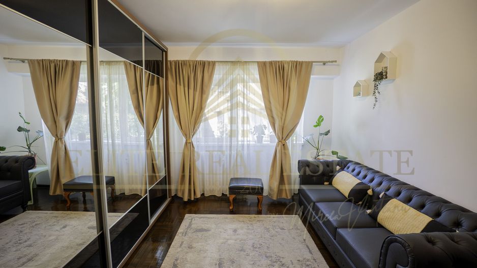 Capitol - Vânzare 3 camere,  etaj 1 , mobilat si utilat complet. - Poză 1