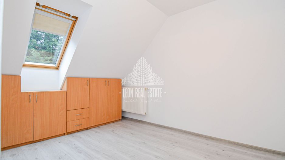 Casă înșiruită în prima parte a Florestiului, zona Stadion - Someșului - Poză 16