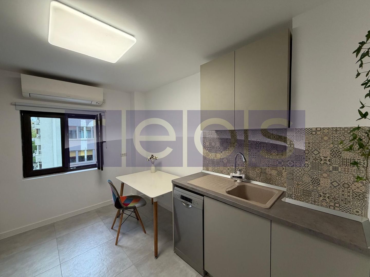 VANZARE APARTAMENT DEOSEBIT | 4 CAMERE | AVIATIEI | 83MP | MOBILAT LUX - Poză 6