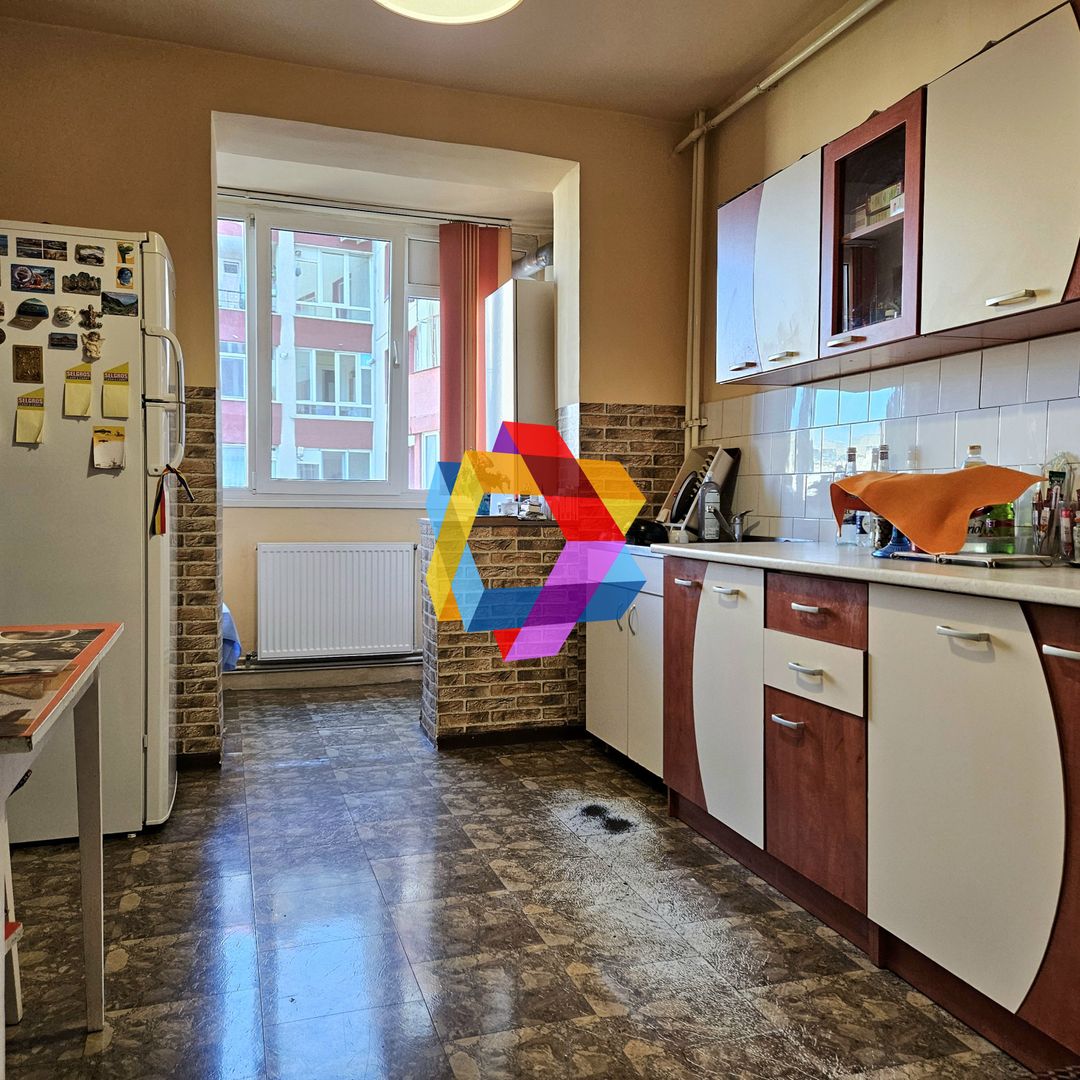 Apartament cu trei camere, zona Scriitorilor 73 mp - Poză 5