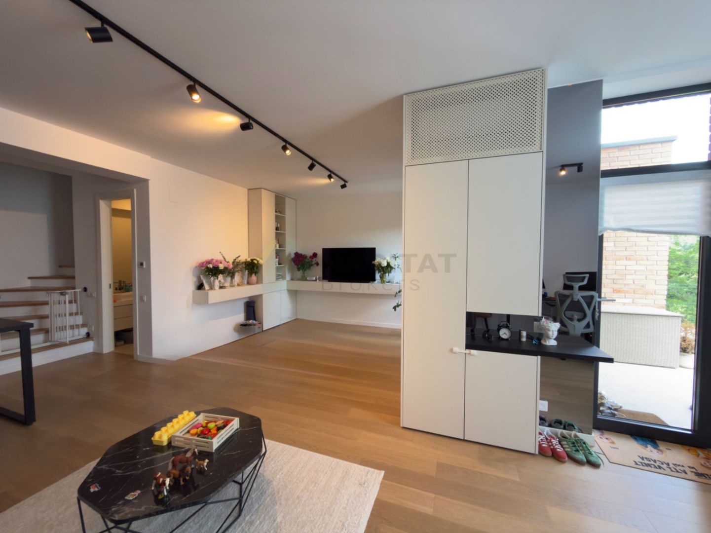 Vila urbana 3 camere | Tunari-Parc - Poză 3