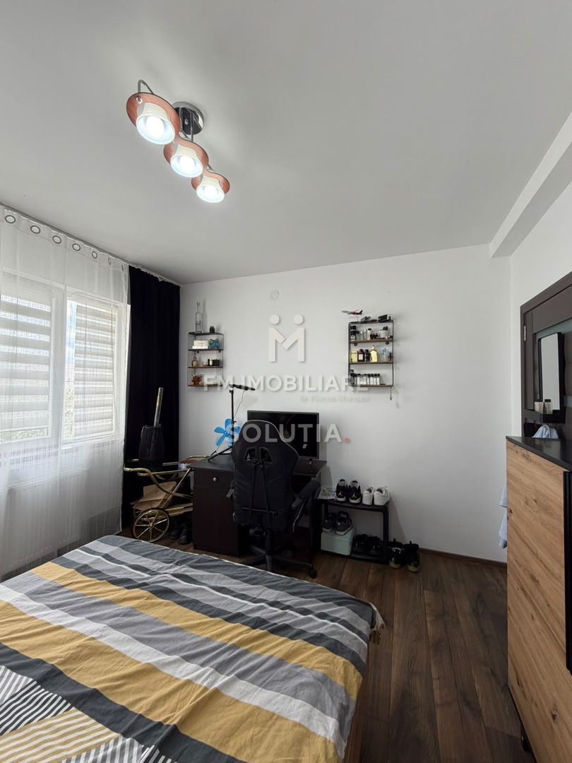 Apartament Modern, Renovat Integral | 3 Camere Decomandate | etaj 2 - Poză 8