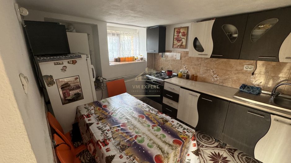 CASA 3 CAMERE TEREN 1250 MP CAMPULUNG - Poză 3