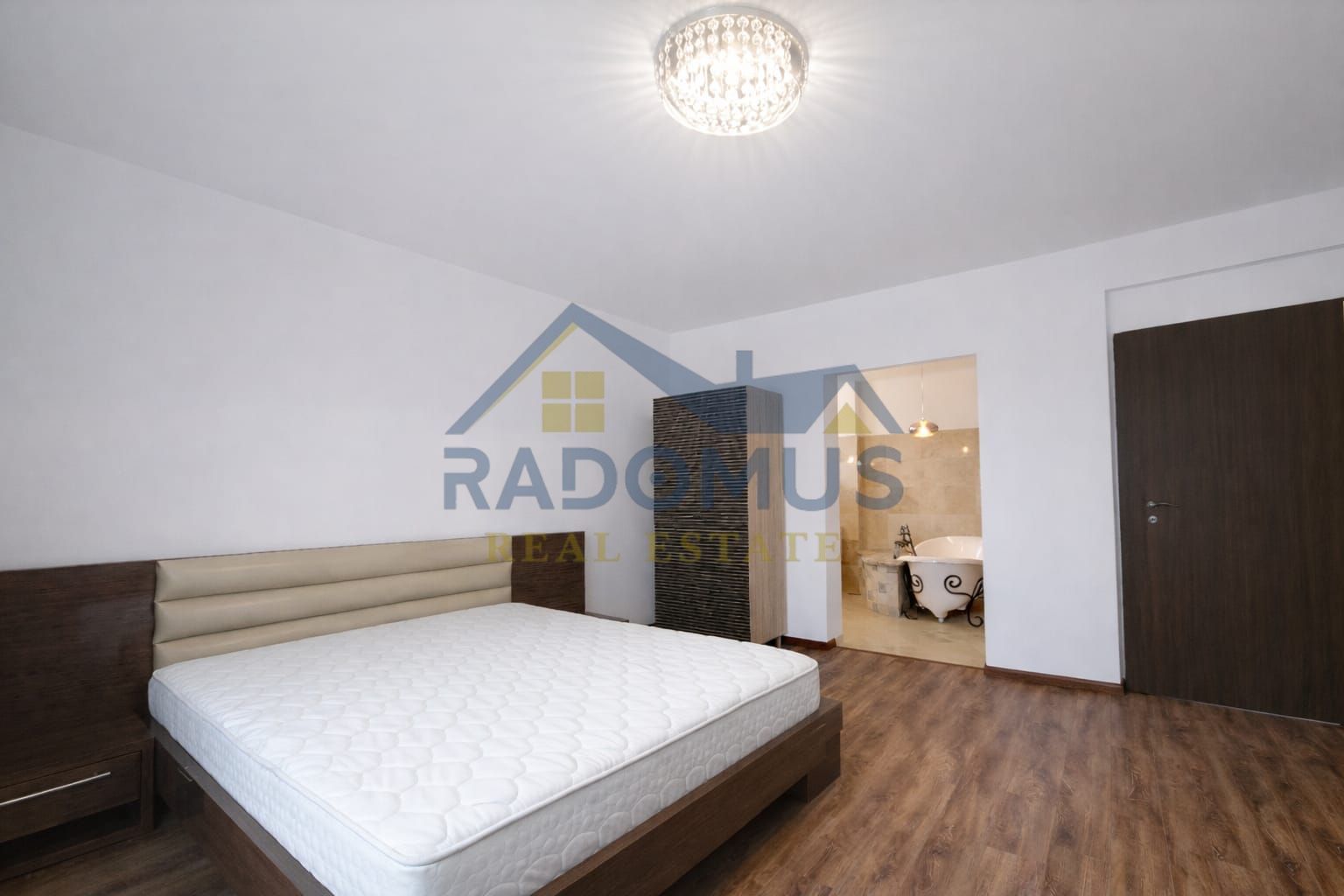 Casă P+1+M - Teren 310 mp -6 Camere- 4 Băi – Ploiești - Premium - Poză 13