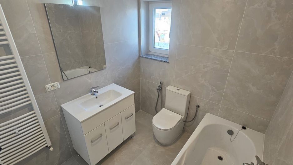 Duplex De Vanzare I Ipotesti, Suceava I Pret: 140.000 € - Poză 18