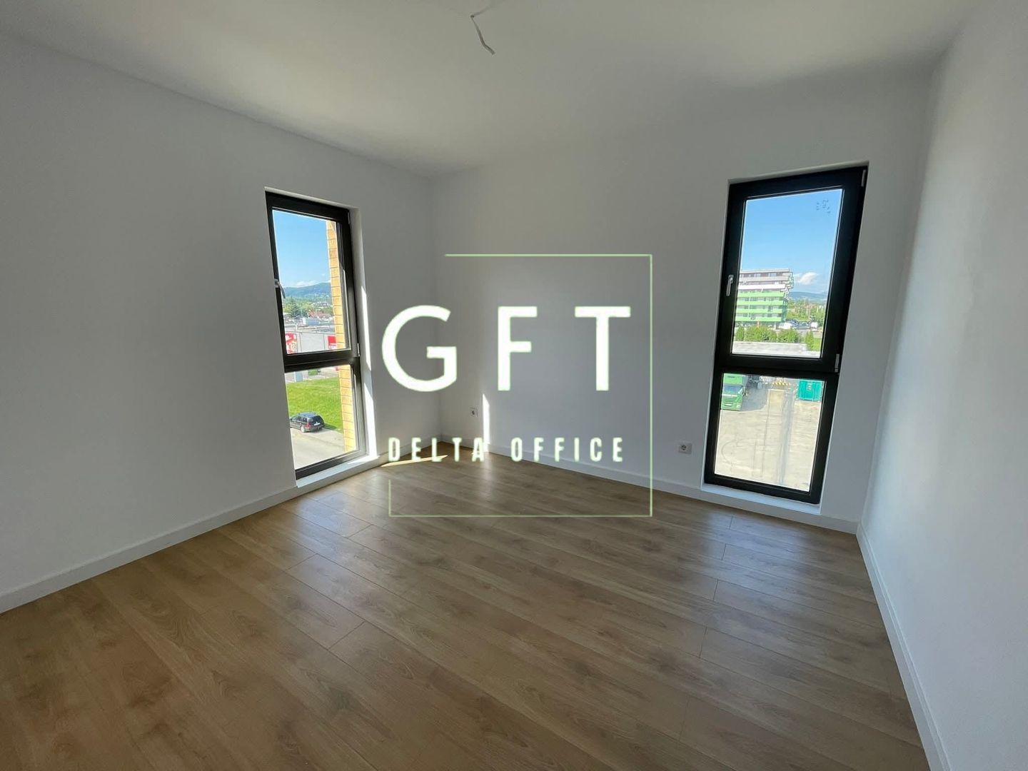 Apartament de vanzare - 3 camere + terasă 300 mp | Calea Moldovei - Poză 19