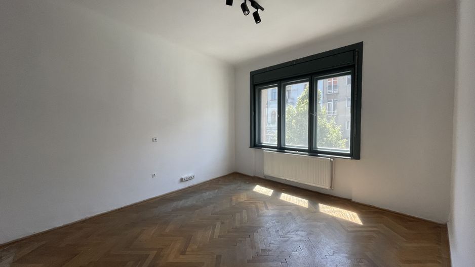 Apartament cu farmec istoric, 120 mp, în inima Clujului – Strada Eroilor - Poză 5