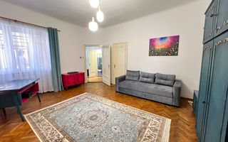 Apartament spatios cu 3 camere | 83 mp + veranda + curte | Ultracentral - Poză 3