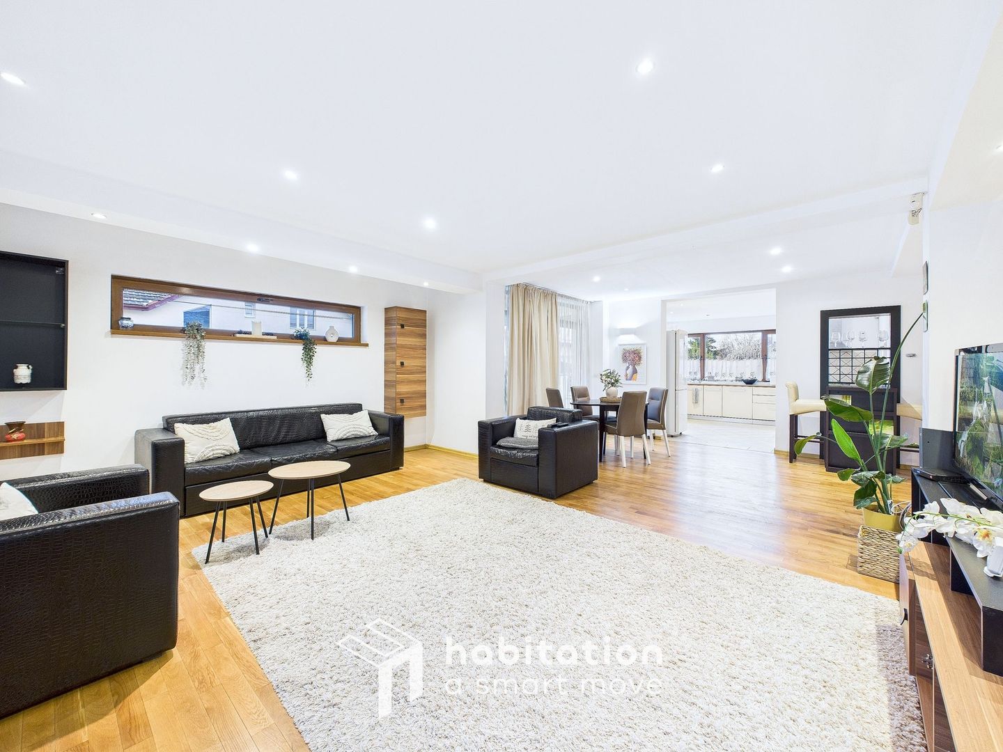 Casă individuală cu spațiu amplu și liniște absolută în Ghiroda - Poză 6