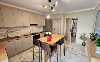 1/2 Duplex superfinisat, 4 camere, 255 mp teren, Cetate - Poză 7