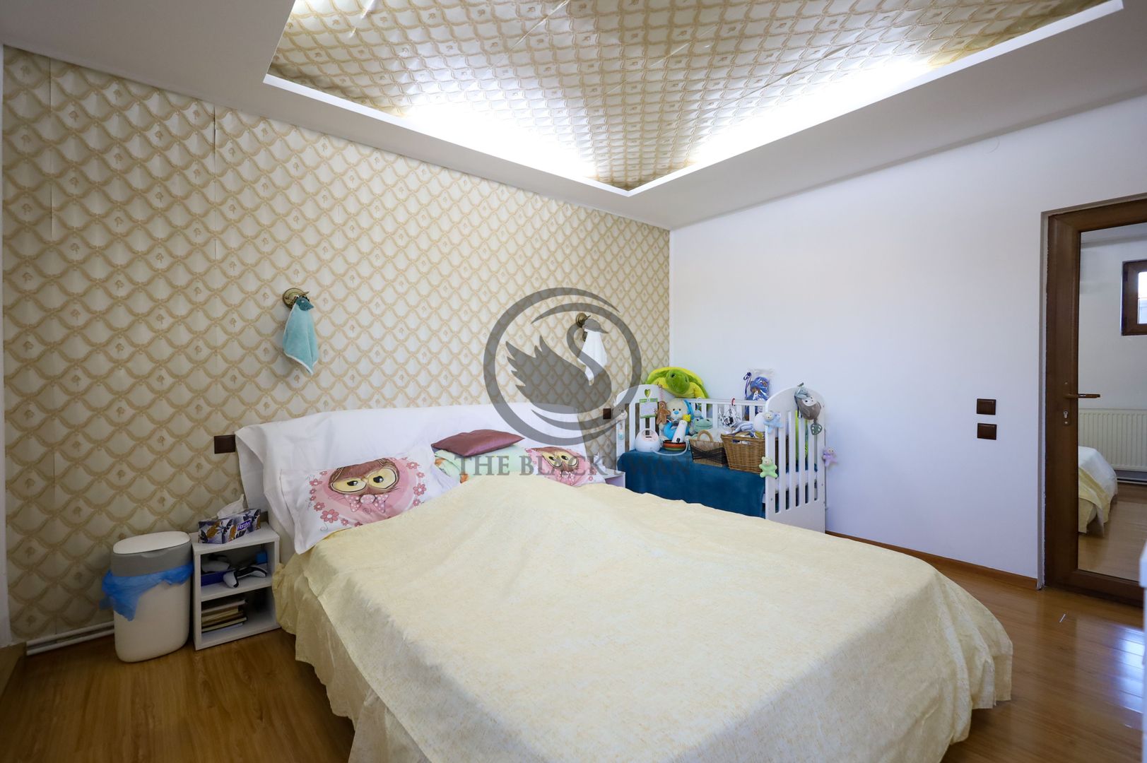 Casa 6 camere de vanzare | Salon Infrumusetare | Ploiesti, COMISION 0% - Poză 5