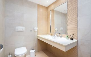 Garsoniere 10 proprietati Rin Grand Residence sub contract Airbnb - Poză 15