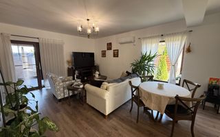 Casă P\+E\+M, complet mobilată, 4 camere, 3 dormitoare, matrimonial - Poză 10