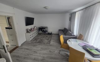 Apartament 3 camere curte privata zona Centrala - Poză 1