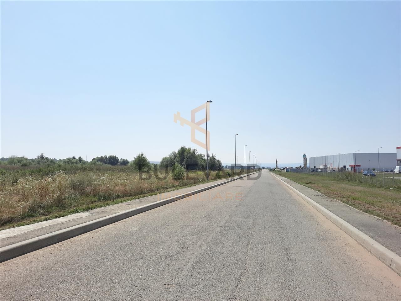Teren industrial autorizat pentru hala - Poză 3