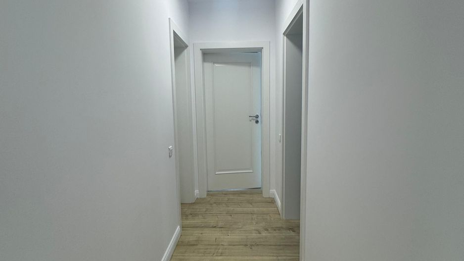 Apartament 3 camere, parcare subterana - Poză 9