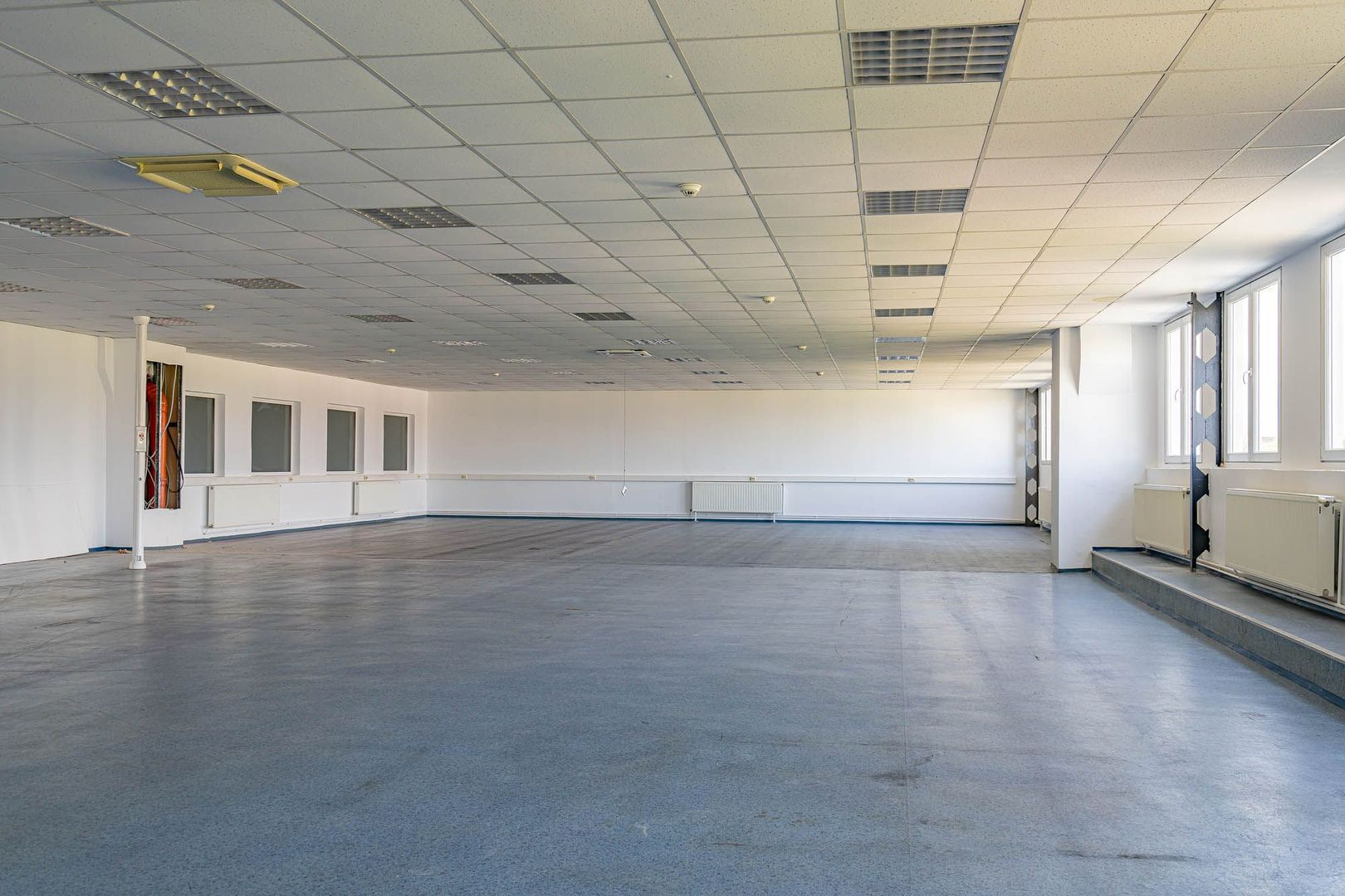 Spatiu industrial Rasnov - service charge inclus - Poză 16