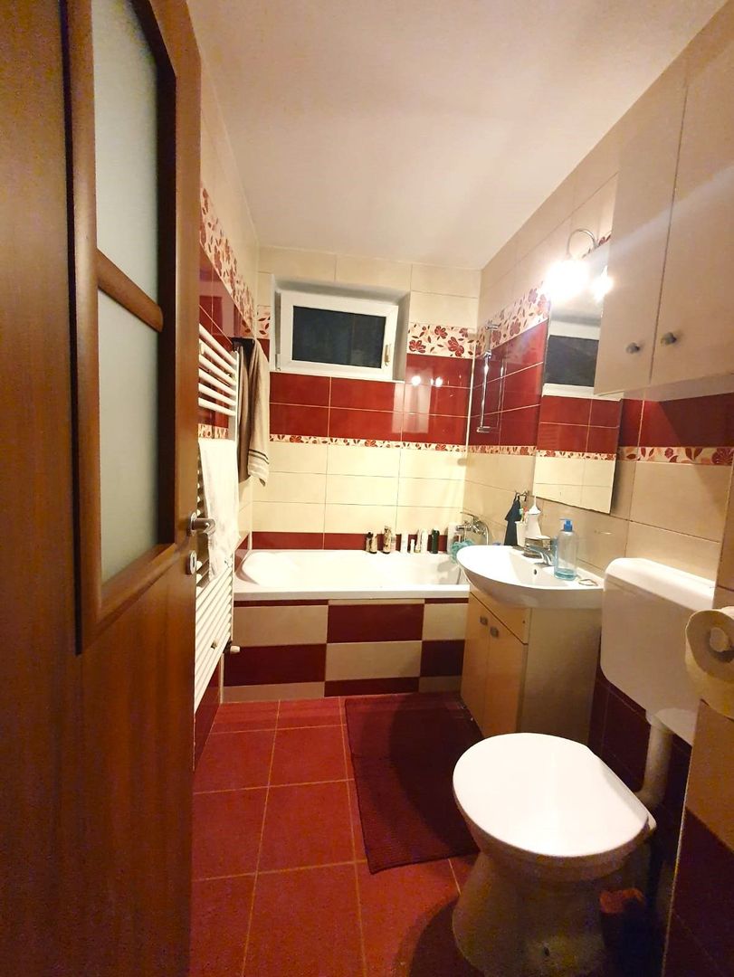 Central, 4 camere, etaj 1, mobilat si utilat - Poză 15