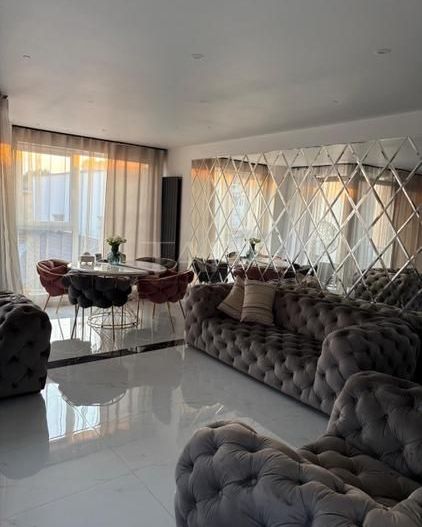 Apartament 2 camere, terasă, 2 parcari subterane, zonă centrală. - Poză 2