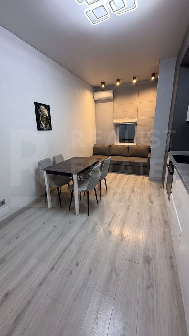 Chirie, apartament, o cameră, str. Moara Roșie, Centru - Poză 1