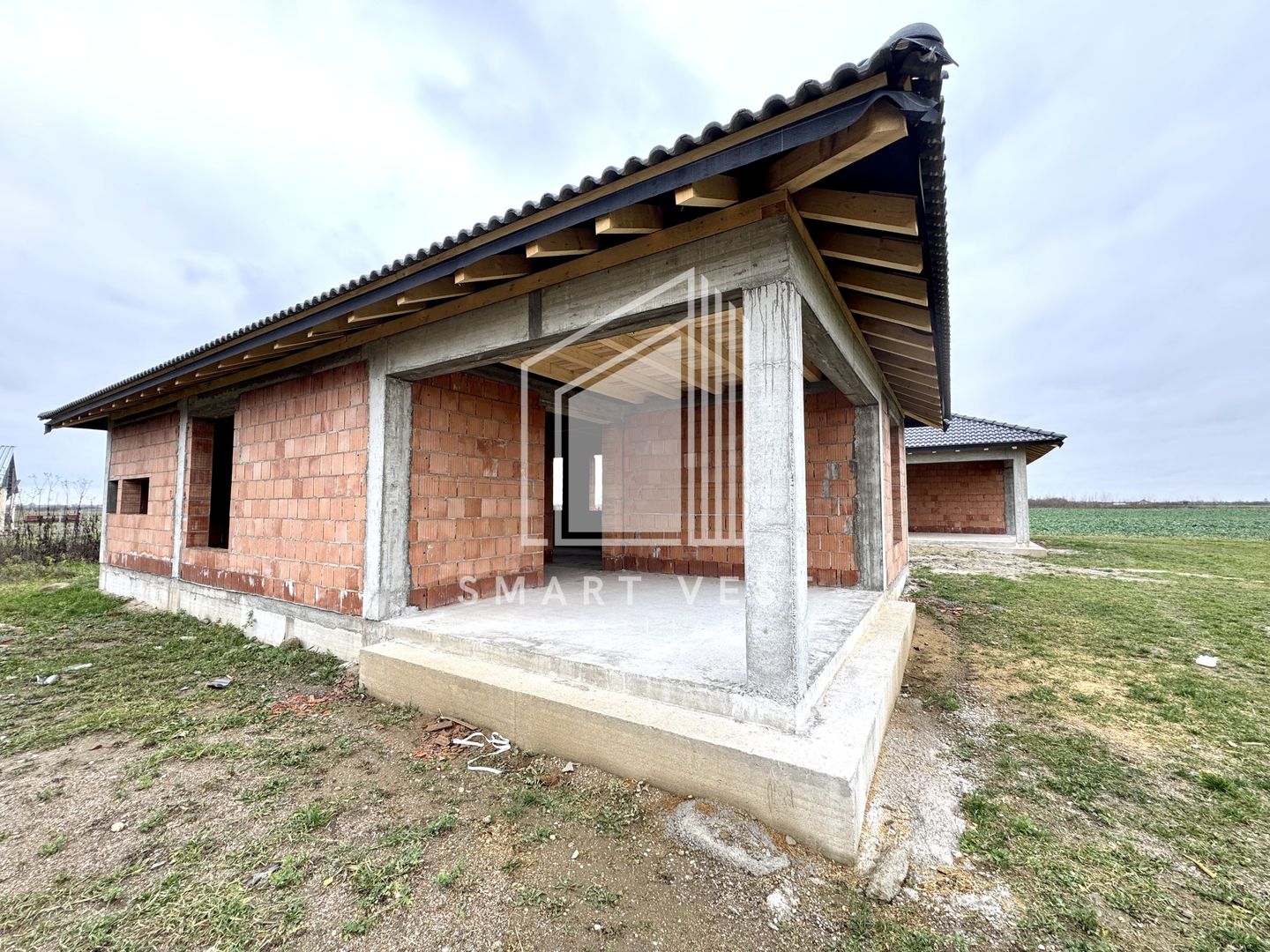 Casa in rosu tip mediteranean | 120 mp | Zona Vetis - Poză 1