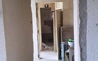 Apartament 3 camere Tg.Jiu - Poză 4