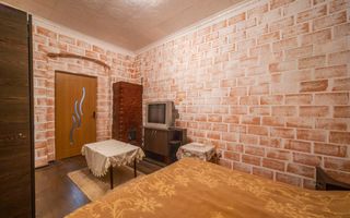 Apartament 3 Camere La Casa | Curte | Pod + Beci Mare | COMISION 0% - Poză 10