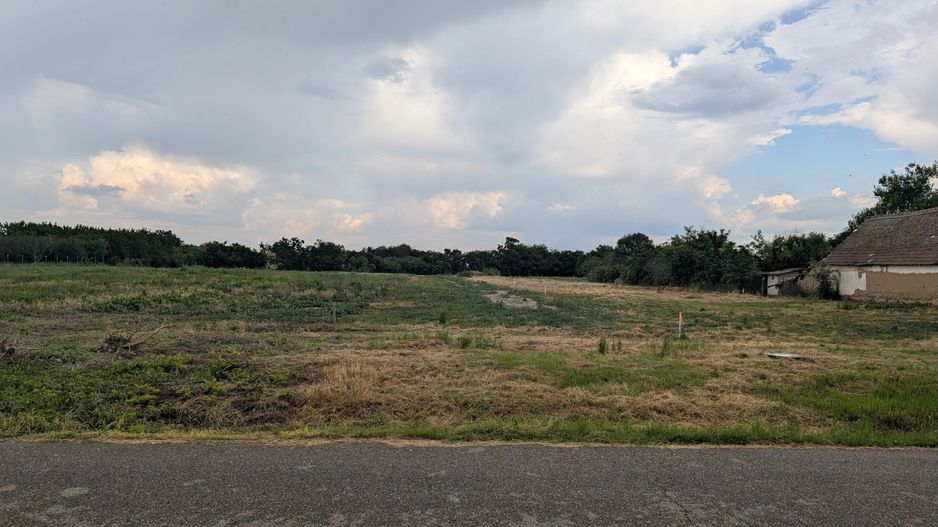 Parcele teren  intravilan Padureni - Poză 6