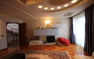 Casa pretabila birouri, camin de batrani - Poză 11