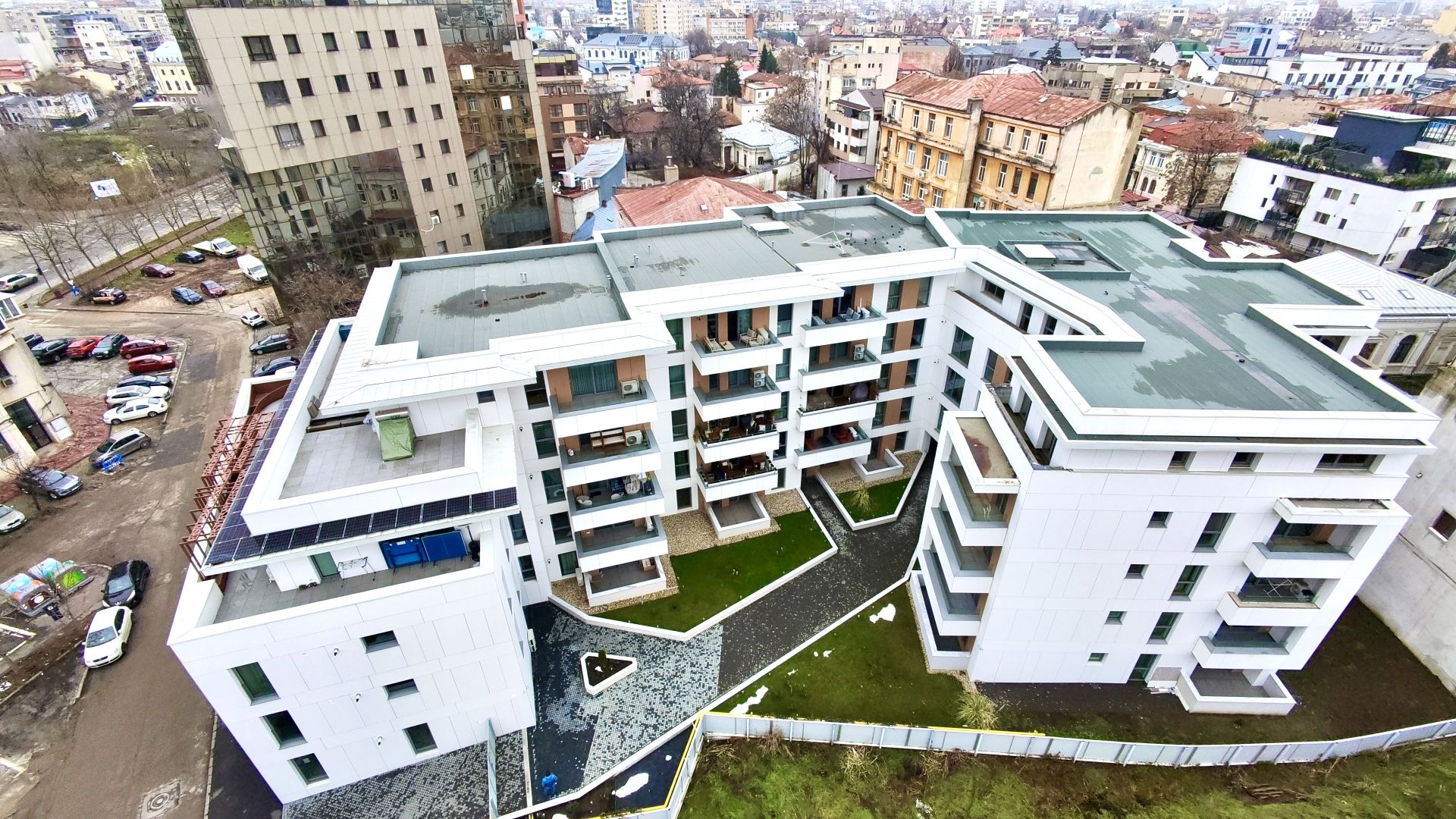 Unirii bloc Boutique apartament 3 camere si curte 207 mp 2025 Tribunal - Poză 1