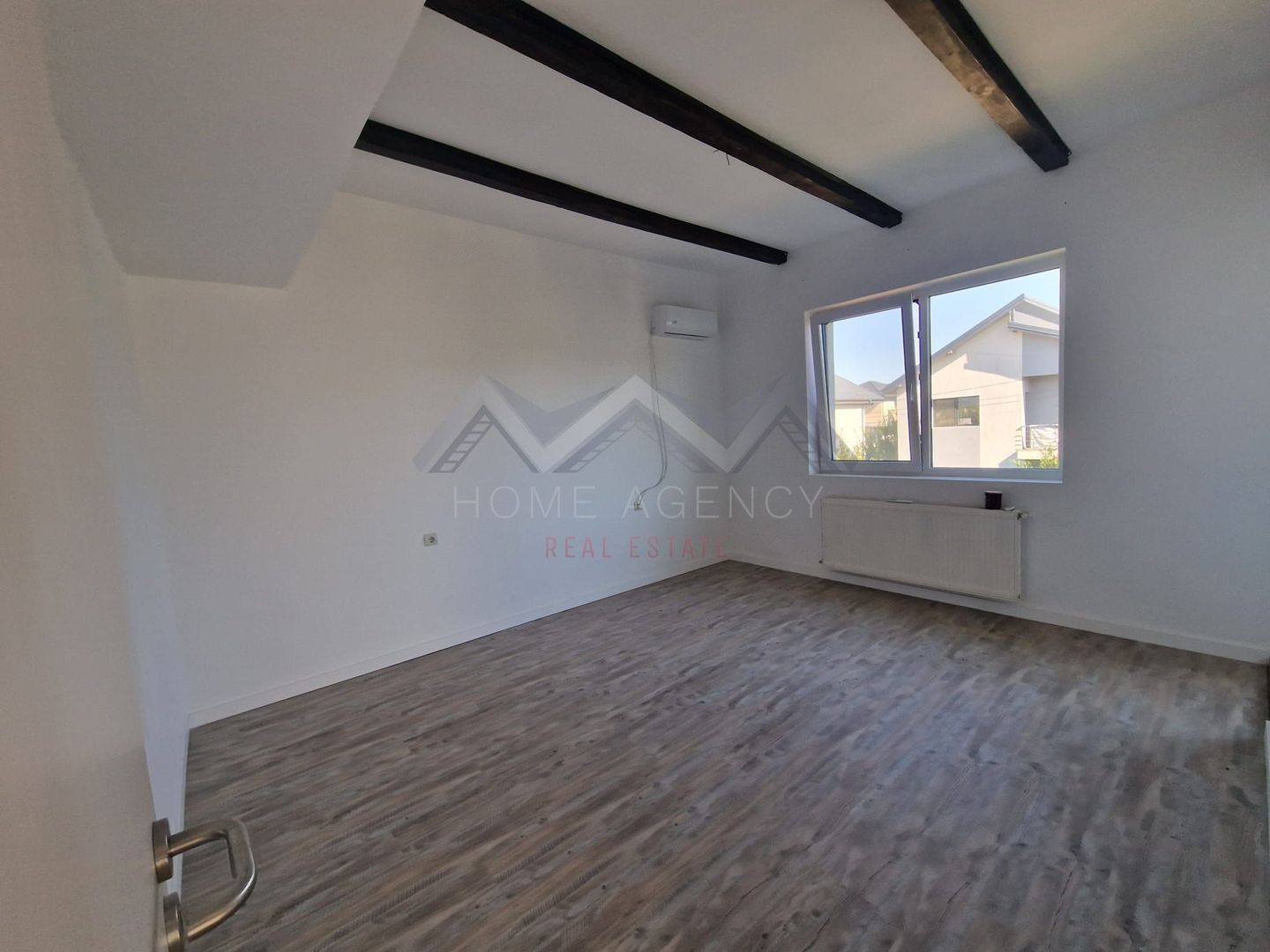 Casă P+1+pod mansardat nemobilată Otopeni - Tunari - Poză 8