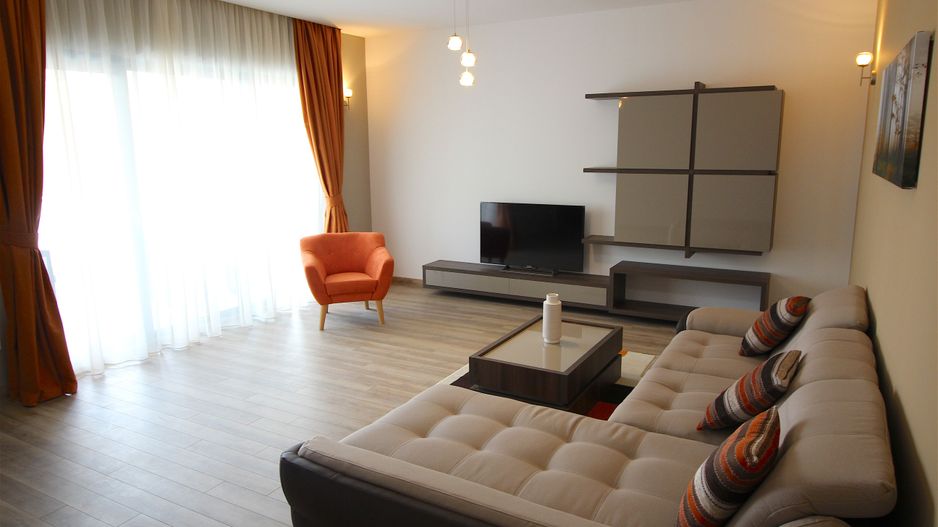 Apartament cu 3 camere de închiriat în zona Nord - Poză 3