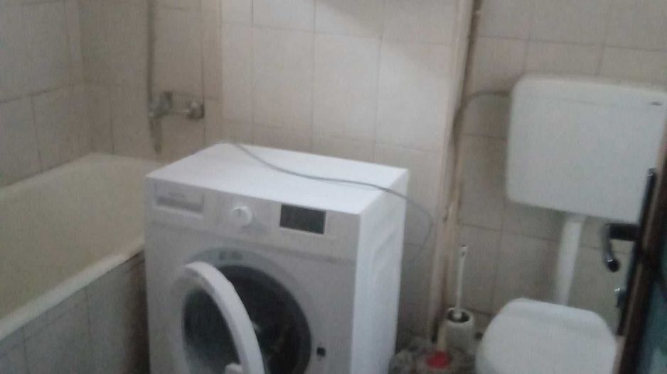 BRASADAS vinde ap 2 cam etaj 1 în Micro 14. - Poză 3