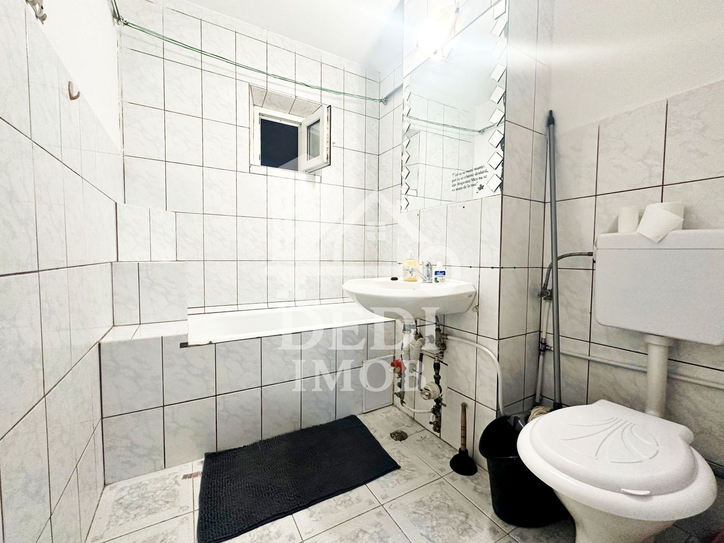 Inchiriez apartament 2 camere zona Nufarul,Oradea - Poză 9