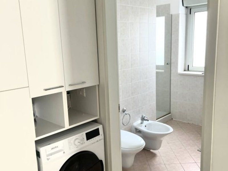 Penthouse cu 4 camere, terasa 132 mp, zona Torontalului - Poză 11