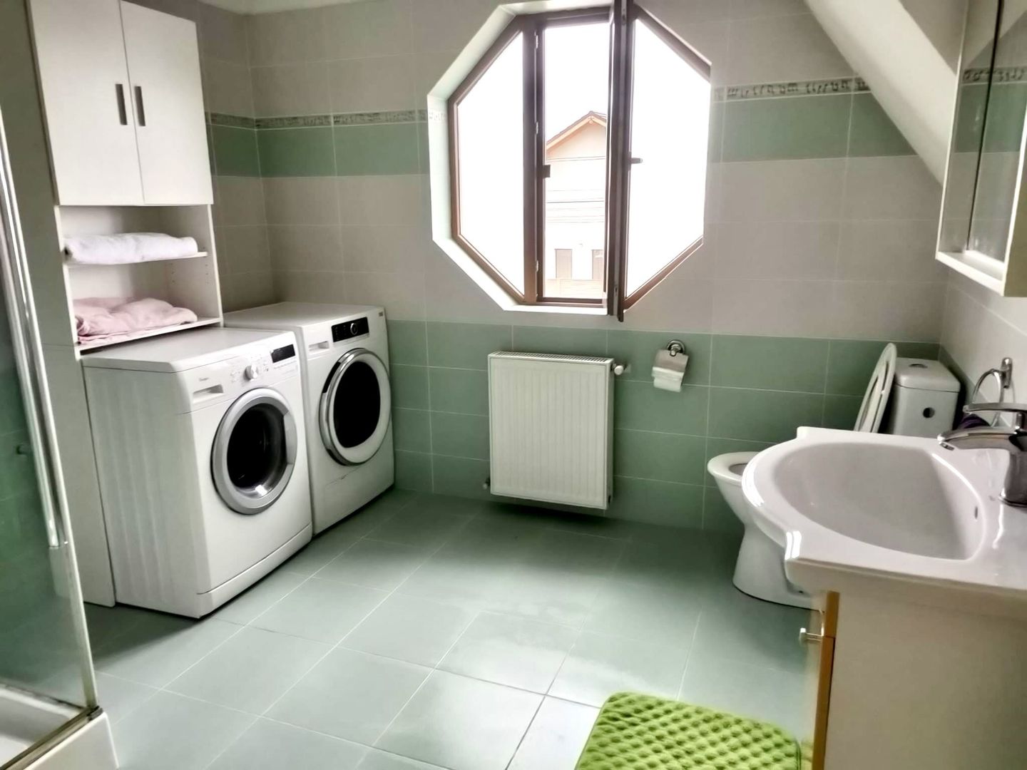 CASA SPATIOASA - Poză 15