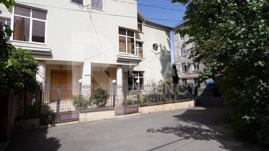 Vânzare, casă, bd. Ştefan cel Mare şi Sfînt, Centru. - Poză 4