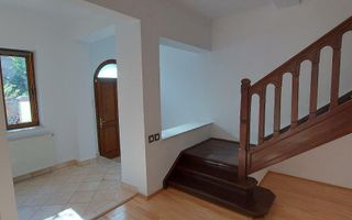 Vila de vanzare direct de la proprietar. - Poză 4