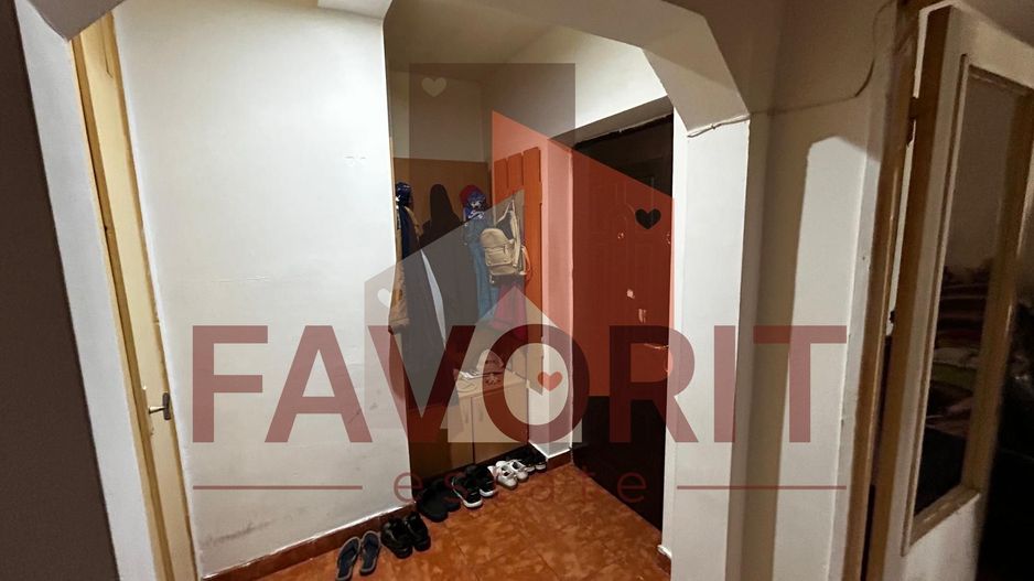 Apartament 3 camere decomadat, zona Dambovita - Poză 10