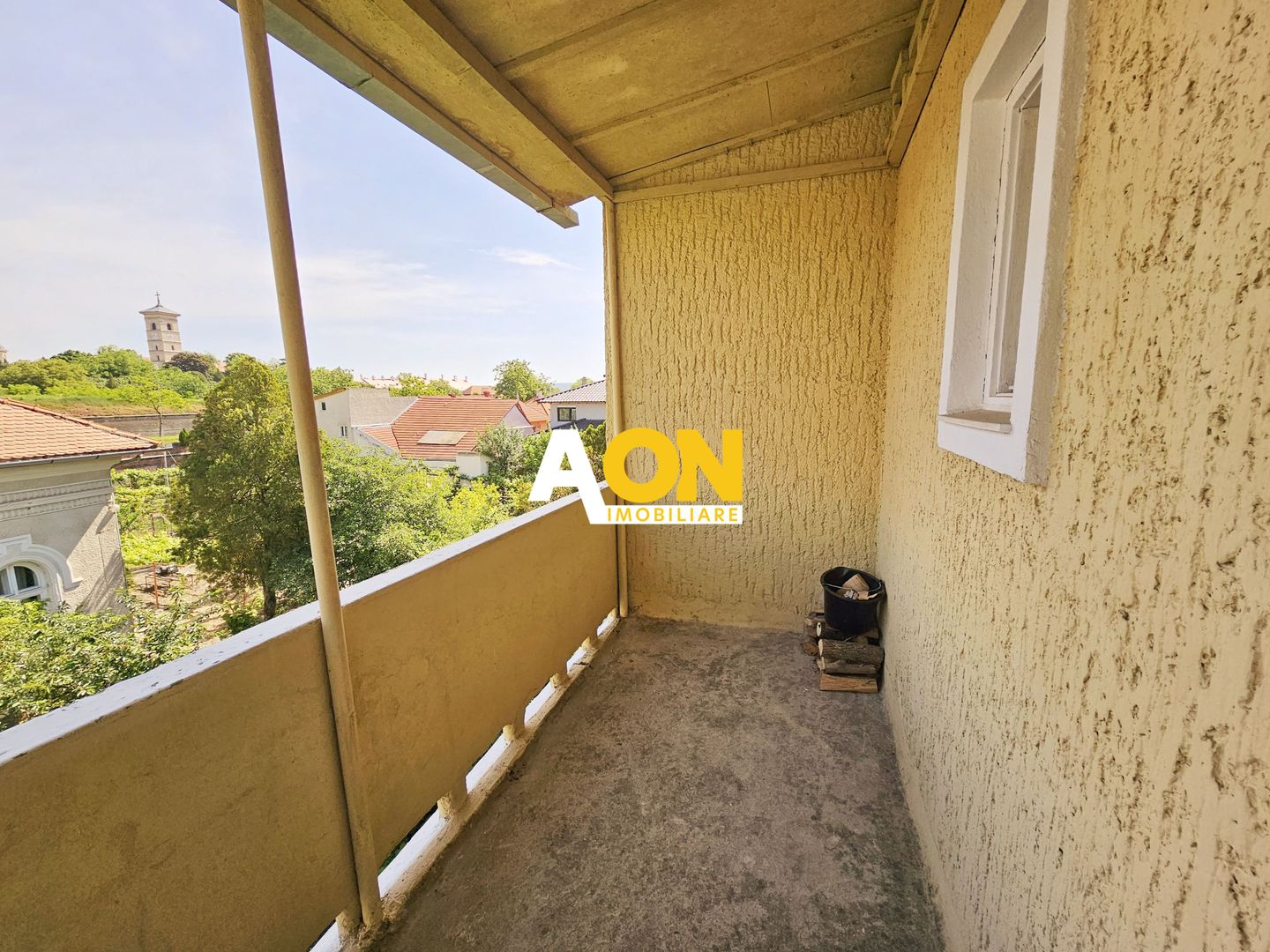 Casa situata in imediata apropiere a Cetatii - Poză 15