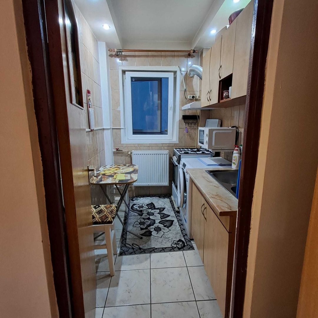 Vânzare garsonieră decomandată Titan- 8 minute metrou 1 Decembrie - Poză 4