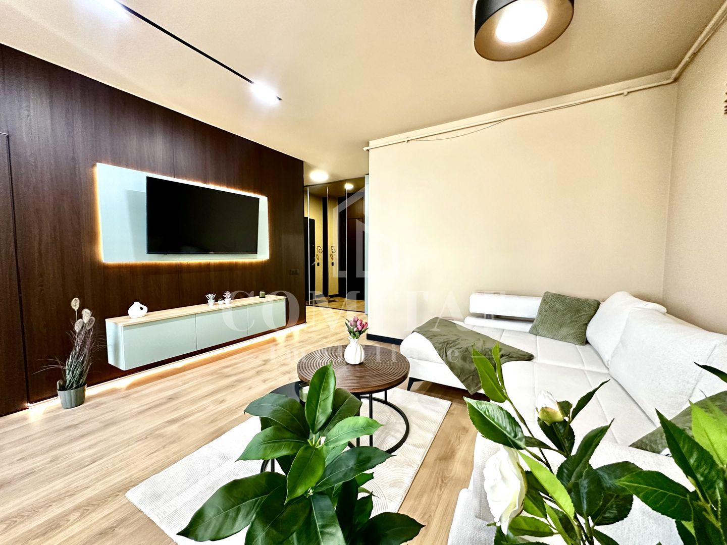 Apartament ultrafinisat | 2 camere | Zona str Tineterului-Floresti - Poză 1