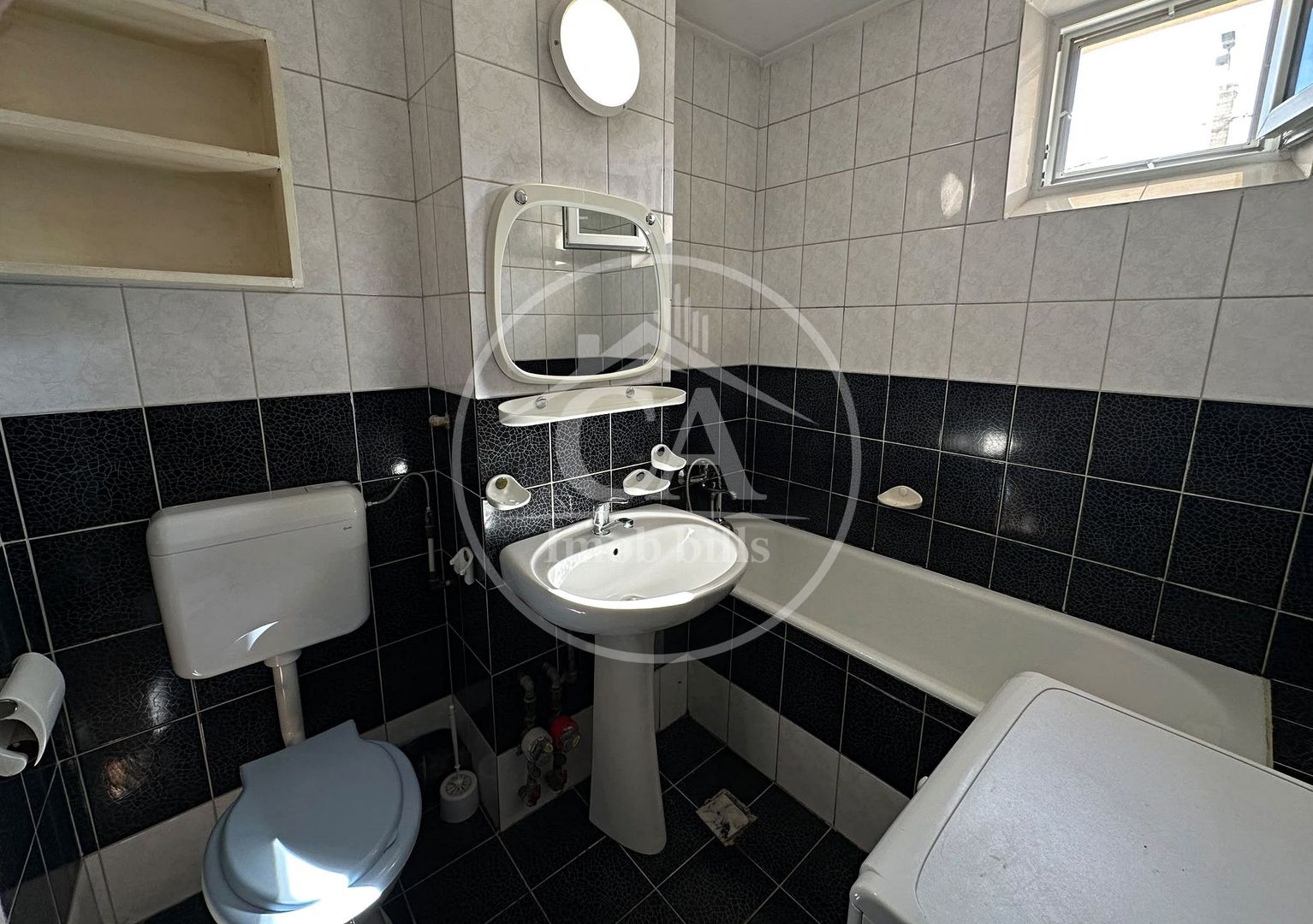 Apartament cu 2 camere de închiriat în zona Ultracentrala, Oradea. - Poză 8