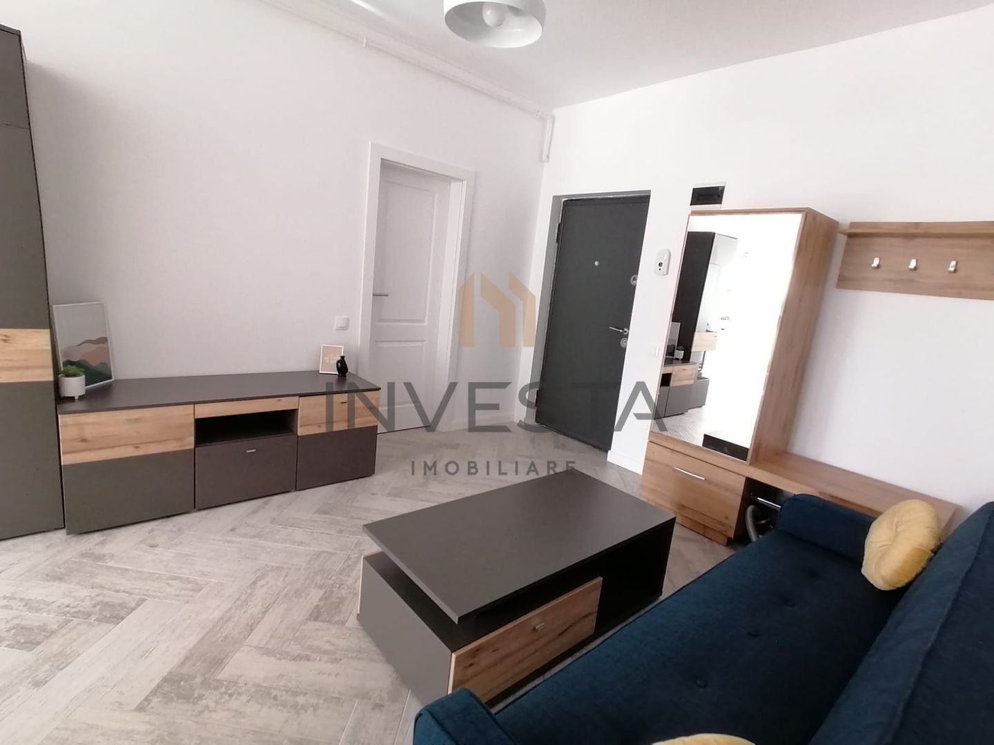 Apartament finisat la cheie! Bloc nou! zona Piata Mihai Viteazu! - Poză 3
